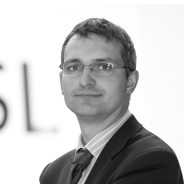 Dr. Sebastian Ukleja